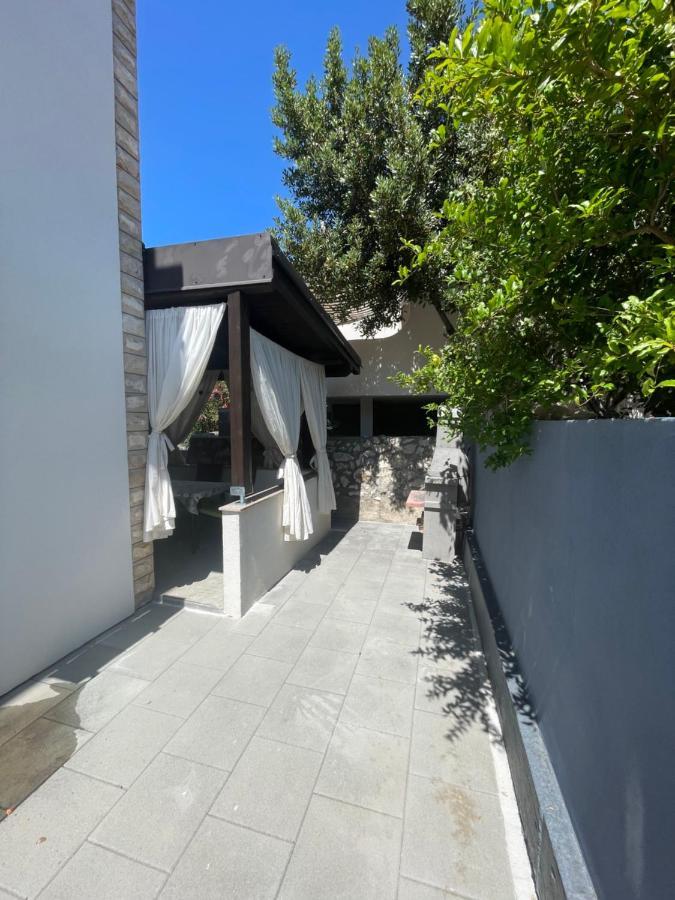 Melani*** Apartment Novalja Exterior foto